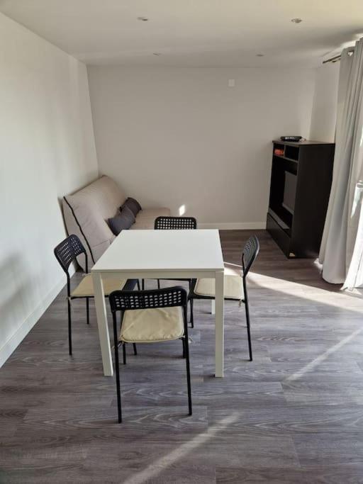 Appartement 2 Pieces Renove Avec Acces Piscine Peymeinade Екстер'єр фото
